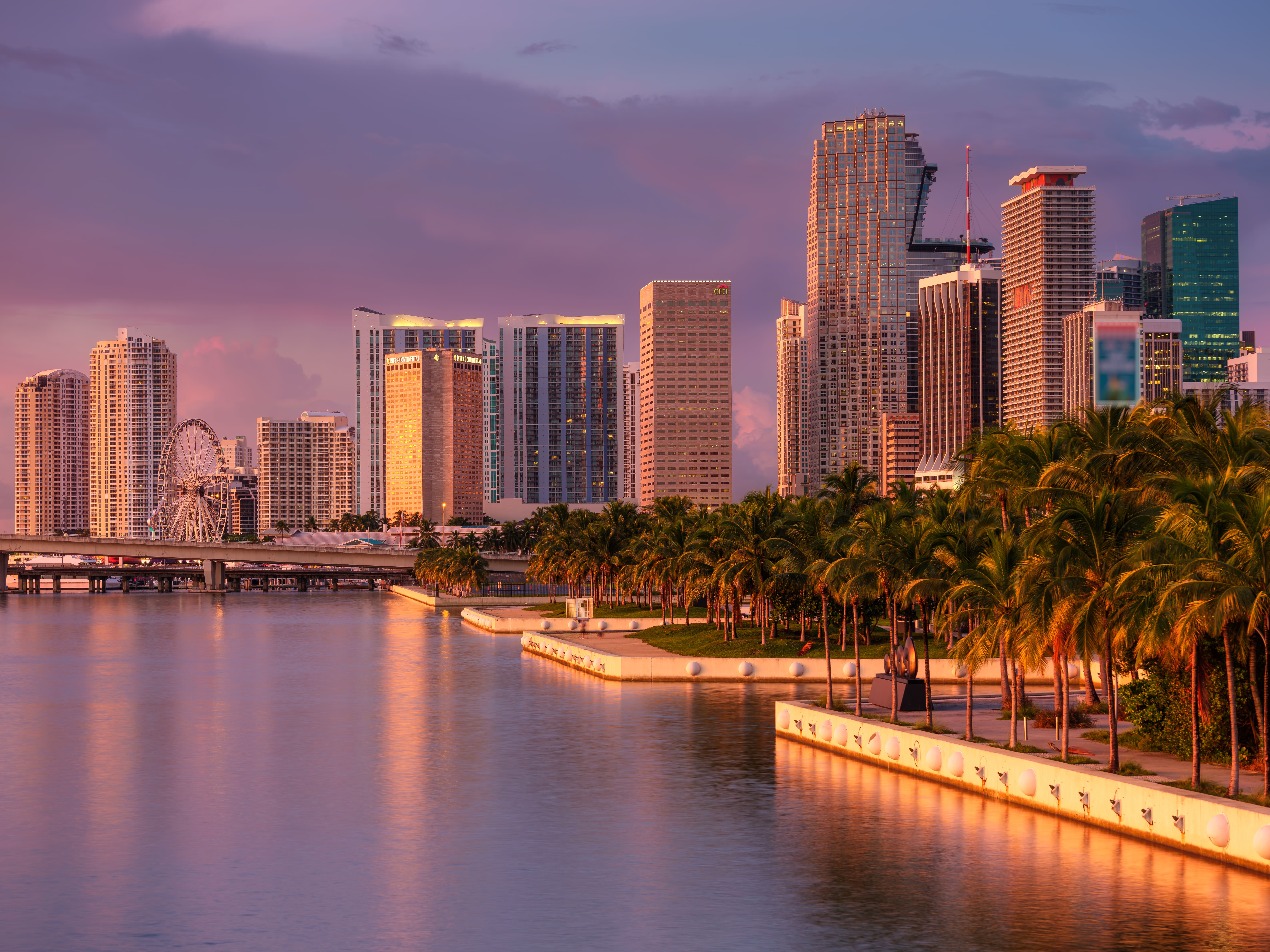 miami-skyline-at-sunset-2024-11-30-12-58-55-utc (1).jpg